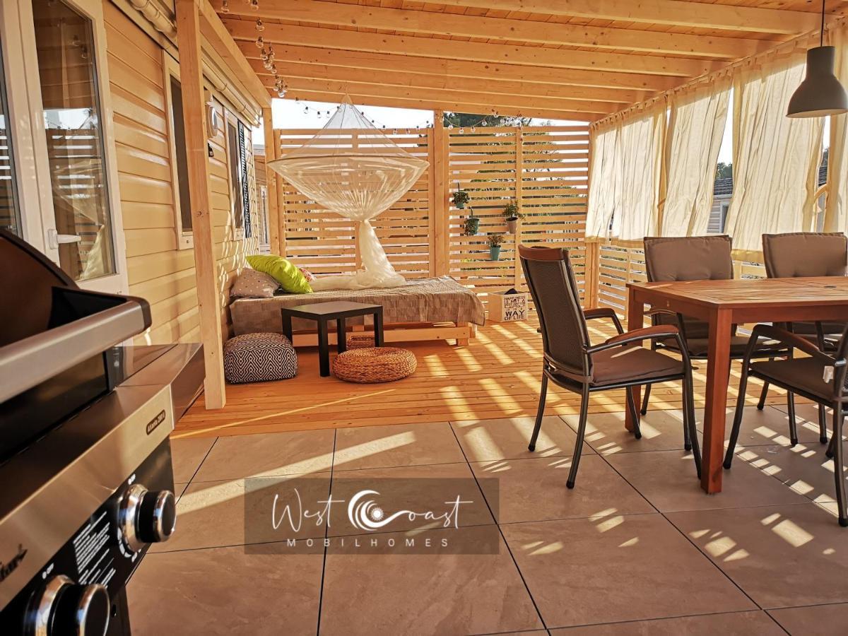 West Coast Mobilhome With Xxl Terrace Tar-Vabriga Luaran gambar
