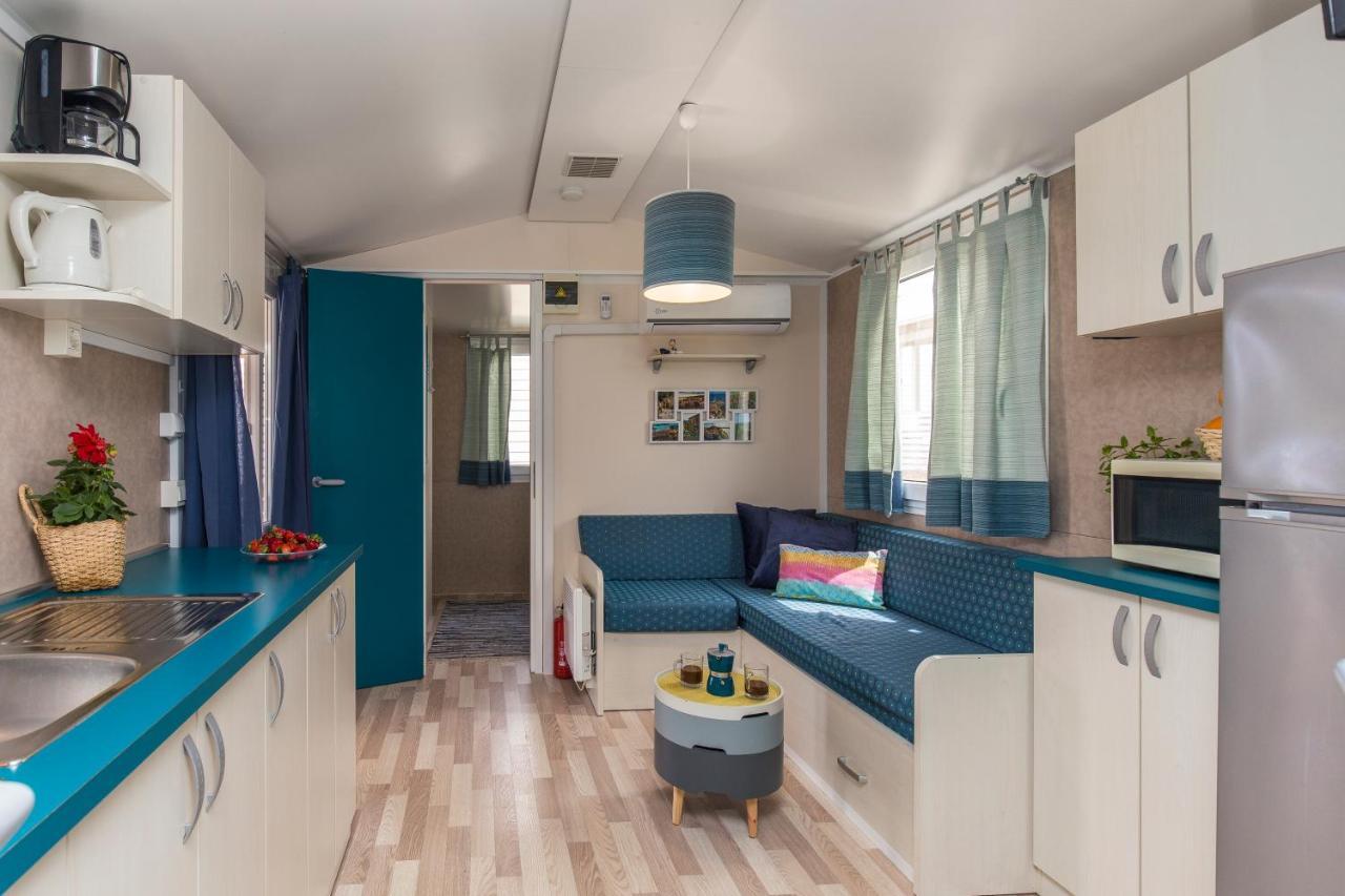 West Coast Mobilhome With Xxl Terrace Tar-Vabriga Luaran gambar