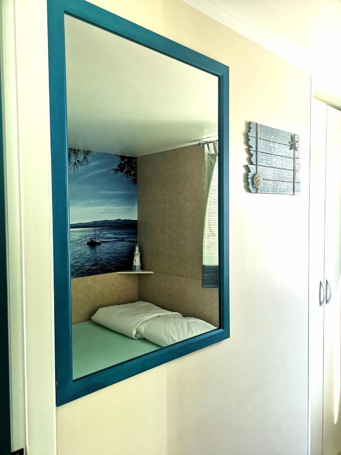 West Coast Mobilhome With Xxl Terrace Tar-Vabriga Luaran gambar
